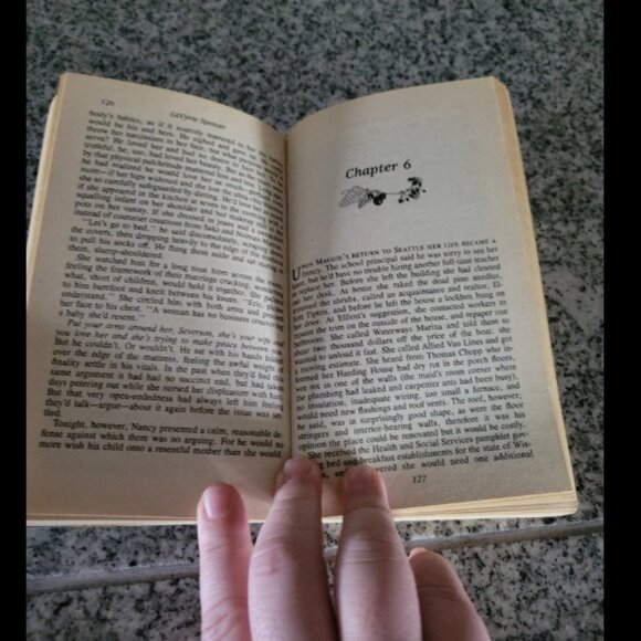 Bittersweet by LaVyrle Spencer. Softback book - Picture 4 of 4